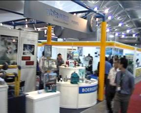 Messe – Highlights der Pumps & Systems Asia 2002