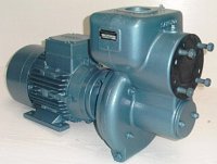 K&R Pompen B.V.  presents a re-newed self-priming centrifugal pump at Pumps & Valves 2002