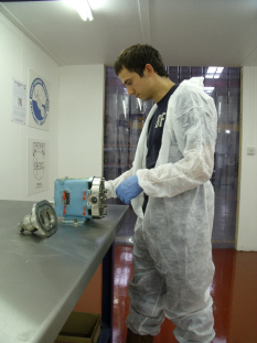 AxFlow Creates ‘Clean Room’ for Hygienic Pump Maintenance