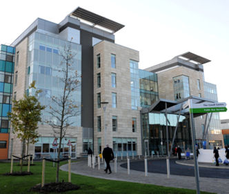 Armstrong Cuts Installation Times and Carbon Impact for New Peterborough Hospital