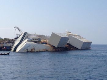 Valves Help Salvage the Costa Concordia