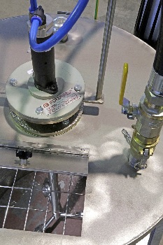 Pneumatische Rührwerksantriebe als Komponenten in Dosieranlagen für Farben und Lacke