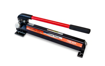 New 1500 Bar High-Pressure Hand Pump from SPX Flow