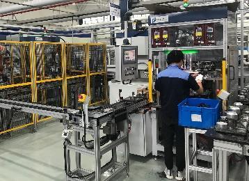 Rheinmetall Automotive sichert sich Großauftrag für elektrische Vakuumpumpen