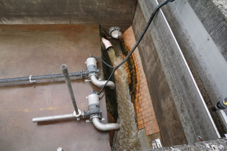 Air Supply Through Injectors Slows the Rate at Which Odour and Decay Develop in Waste Water