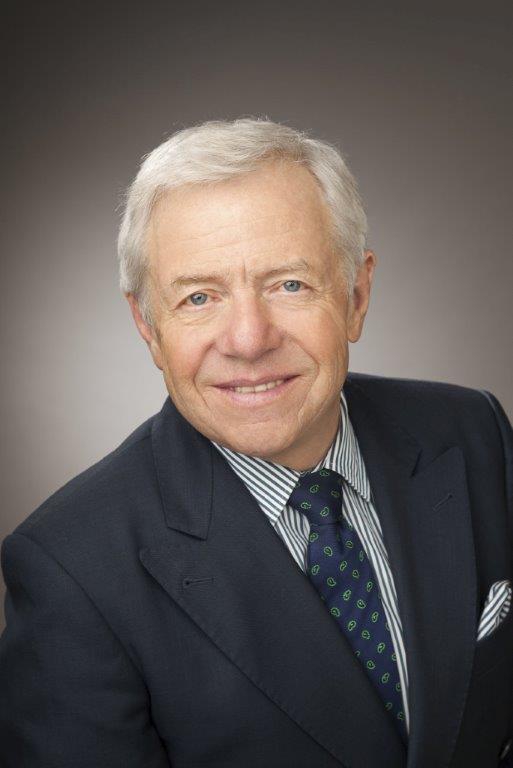Emérito: Profesor Helmut Jaberg – Jefe del Instituto de Maquinaria de Fluidos Hidráulicos