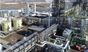 Sulzer ermöglicht weltweit erste kommerzielle CO2-neutrale Anlage zur Umwandlung von Abfall in Kraftstoff
