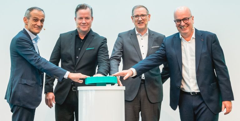 Wilo and Schneider Electric open H2Powerplant at the Wilopark in Dortmund