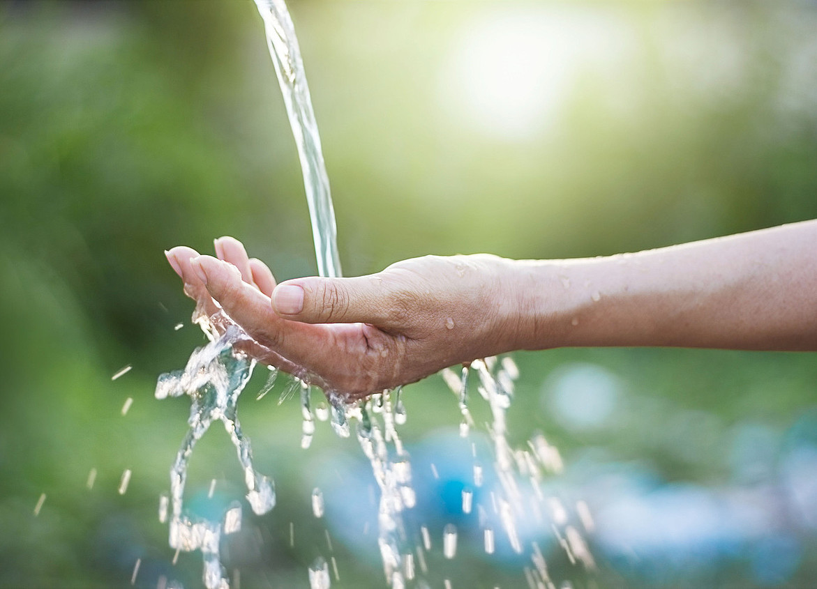 Water cleaning