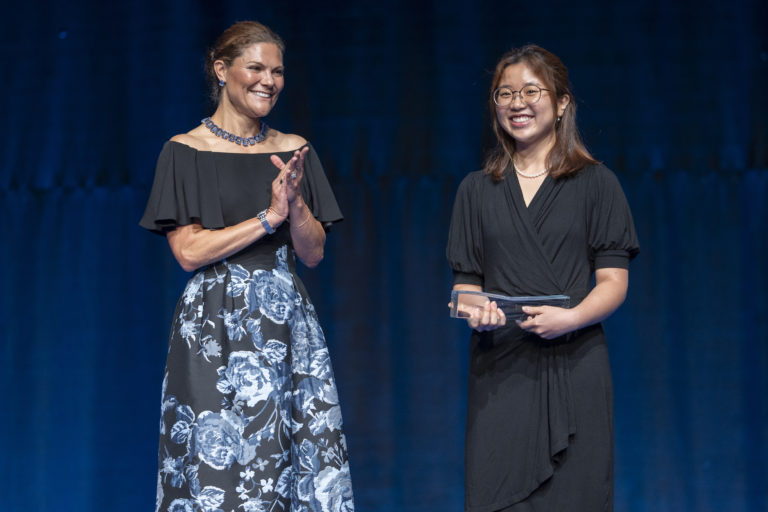 Naomi Park dagli Stati Uniti vince lo Stockholm Junior Water Prize 2023