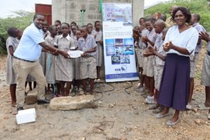 KSB unterstützt ein Trinkwasserprojekt in Kenia mit Pumpen