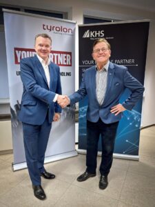 KHS Gruppe erweitert Kompetenz im Flaschenhandling durch Beteiligung an Tyrolon