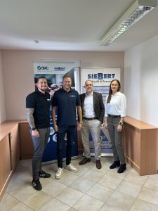 Jubiläum zwischen SMC und Siebert: Ein Jahr erfolgreiche Vertriebspartnerschaft