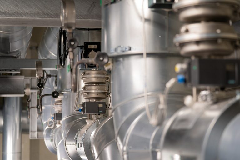 MAN reduziert CO2-Emissionen durch Fernwärme mit Schubert & Salzer Ventilen