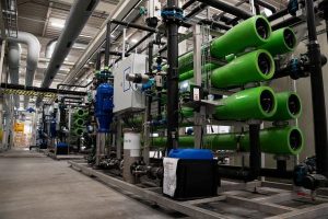 VW Emden bereitet Wasser mit Umkehrosmoseanlagen von Grünbeck auf