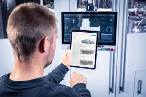 More Efficiency on the Shop Floor: KHS Extends its ConnectApp Guide