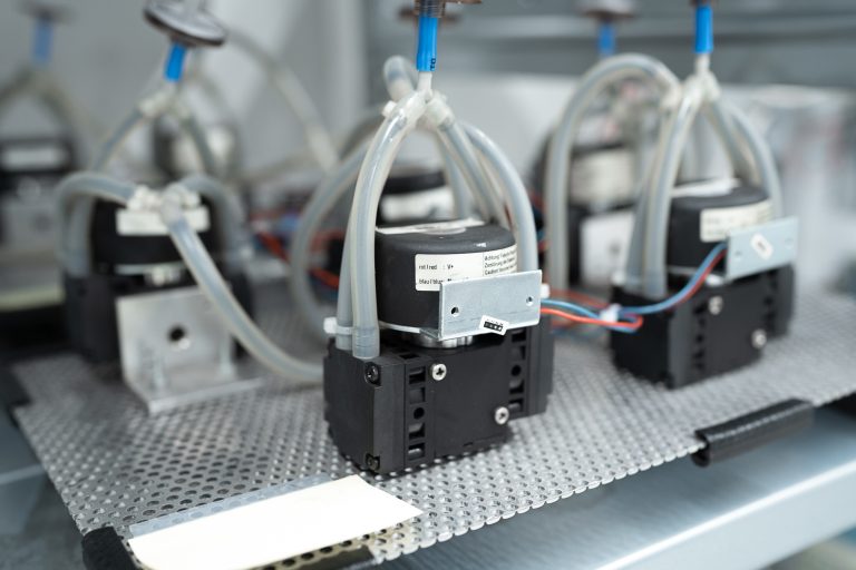 KNF Diaphragm Pumps Achieve Exceptional Lifetime of 100,000 Hours